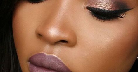 9 Gorgeously Versatile Rose Gold Makeup Looks for Any Occasion ... Rose Gold Smokey Eye, Easy Rose Gold Eye Makeup, Rose Gold Smokey Eye Wedding, Rose Gold Eyeshadow Looks Black Women, Golden Rose Eye Makeup, Dramatic Rose Gold Eye Makeup, Rose Gold Makeup Looks, Gold Cut Crease, Rose Gold Eye Makeup