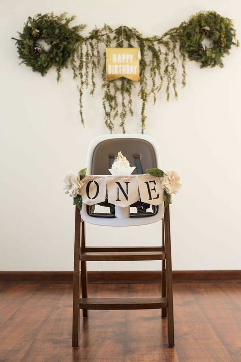 First birthday decor Birthday Chair, Woodland Birthday Party, Baby Boy 1st Birthday Party, Baby's First Birthday, Wild One Birthday Party, High Chairs, Woodland Birthday, Birthday Balloon Decorations, Baby Boy 1st Birthday