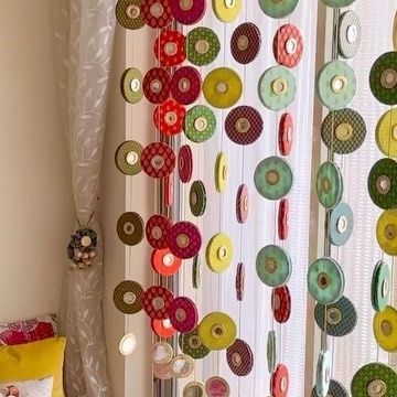 Rekha Beniwal on Instagram: "Happy festivities!!! Add a vibrant touch to your decoration at home with @decorchidiya ‘s amazing festive collection and bring in the festive vibes of Navratri festival to your home. If you are looking for decor items like wallhangings, tiebacks, placemats, toran etc to make your home look aesthetically pleasin during festivals, you must check out their page. . . . . . . #navrati #festivities #festivalvibes #festivedecorations #decoridea #homedecoratıon #livingro Indian Handicrafts Decor, Navratri Decor, Navratri Decoration, Navratri Festival, Indian Handicrafts, Fiber Art Jewelry, Festive Collection, Festival Vibes, Decor Items