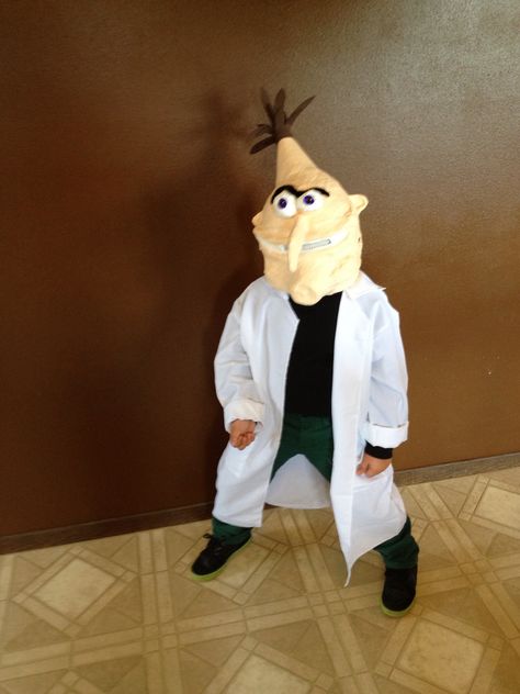 Dr Doofensmirtz costume from Phineas & Ferb Doctor Doofenshmirtz Costume, Dr Dufenshmirtz Costume, Dr Phil Costume, Dr Doofenshmirtz And Perry Costume, Phineas Y Ferb Disfraz, Dr Doofenshmirtz Costume, Vanessa And Ferb, Goofy Halloween Costume, Funny Disney Costumes