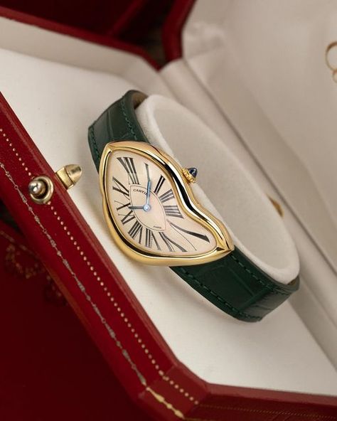 Cartier Crash Watch, Crash Watch, Cartier Crash, Vintage Cartier Watch, Amsterdam Vintage, Cartier Watches Women, Timeless Watch, Timeless Watches, Vintage Watches Women