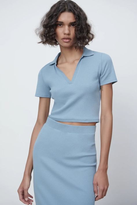 Zara Outlet, Cropped Polo Shirt, Satin Shirts, Cropped Polo, Polo Shirt Colors, Polo Shirt Dress, Zara Fashion, Zara Shirt, Blue Crop Tops