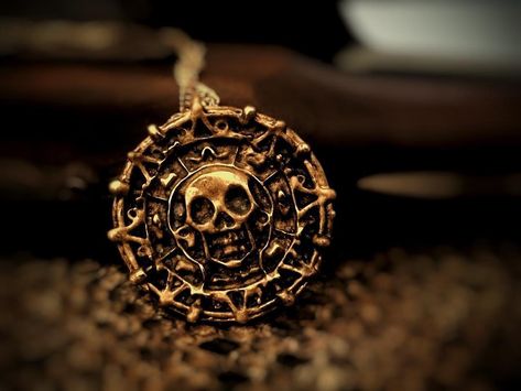 Aztec Gold Pirates Wallpaper, Gold Coin Wallpaper, Captain Jack Sparrow Quotes, Jack Sparrow Quotes, Pirates Gold, Aztec Gold, Sea Of Thieves, Gold Medallion, Captain Jack Sparrow