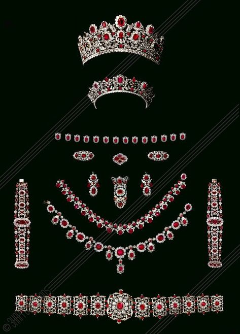 Royal Crown Jewels, Tiaras Jewellery, Royal Crowns, Royal Tiaras, Diamond Tiara, Historical Jewellery, Diamond Solitaire Necklace, Accessories Wedding, Royal Jewels