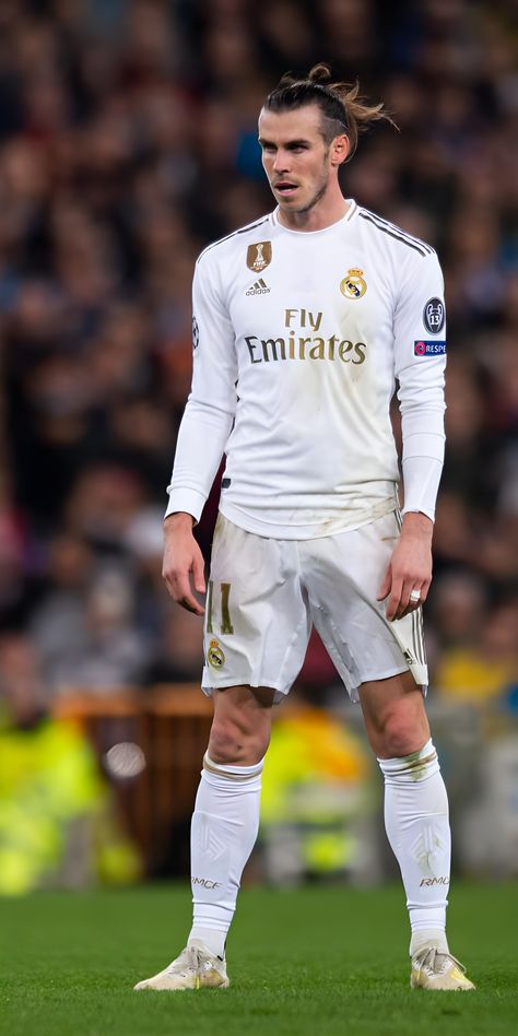 Gareth Bale Real Madrid Wallpapers, Gareth Bale Wallpapers, Real Madrid Gareth Bale, Bale 11, Knee Pain Relief Remedies, Bale Real, Handsome Football Players, Soccer Jokes, Real Madrid Club