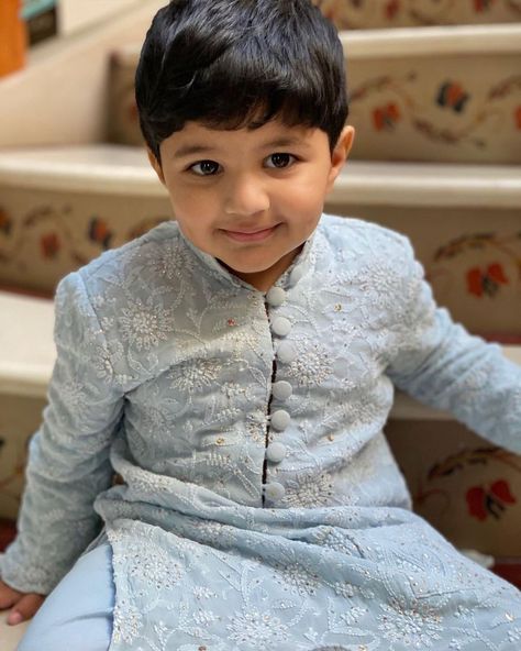 Kids Wedding Outfits Boys Indian, Baby Boy Kurta Design Kids, Boys Kurta Design Kids Indian, Baby Boy Traditional Clothes Indian, Kids Boys Fashion Party Wear, Boys Kurta Design Kids, Boys Ethnic Wear Indian Kid, Kids Kurta Design, Baby Boy Kurta Design