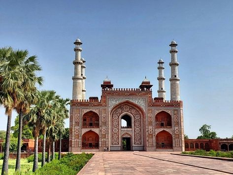 Architectural marvel comprising of a blend of Persian and Indian art Indian History, Agra, Blue Sapphire Rings, India Travel, Taj Mahal, Blue Sapphire, India, Building, Blue