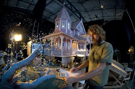 Making of "Coraline" - Bartek Prusiewicz Coraline Film, Laika Studios, Coraline Movie, Coraline Aesthetic, Coraline Jones, Animation Stop Motion, Pink Palace, Frame By Frame Animation, Tim Burton Movie