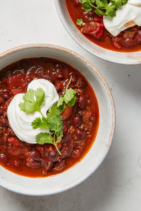 Black Bean Chili With Mushrooms, Chili With Mushrooms, Chili Spice Mix, Easy Homemade Chili, Carne Recipe, Cincinnati Chili, Moroccan Recipes, Chili Spices, Chili Recipe Turkey