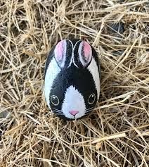 Rabbit Rock Paintings Made to Order Hand Painted Animal - Etsy Australia Painted Rabbit, Stone Paintings, Rabbit Artwork, Garden Rock Art, Painted Rock Animals, Rabbit Painting, Stone Art Painting, Giraffe Art, Rabbit Gifts