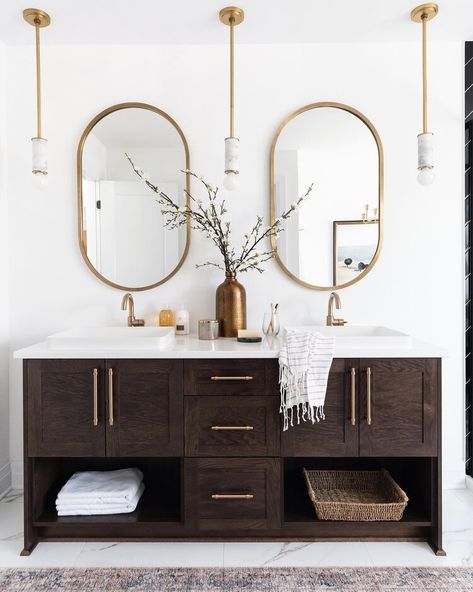 Pinefield Project Reveal | Designer Q & A Casual Bathroom, Double Vanity Lighting, Lighting Design Ideas, Bathroom Lighting Design, Leclair Decor, Art Deco Bathroom, Deco Bathroom, Vanity Design, Double Vanity Bathroom