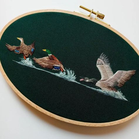 Mallard Duck Embroidery, Salmon Embroidery, Embroidery Swan, Painted Embroidery, Duck Embroidery, Nautical Embroidery, Hand Embroidery Patterns Flowers, Hand Embroidery Projects, Embroidery Flowers Pattern