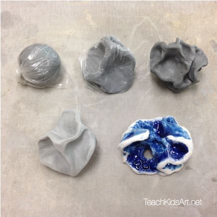 Ceramic Feeling Sculpture: Step 6 Pinch Pot Projects High School, Emotional Clay Sculpture, Fifth Grade Clay Projects, Clay Art Therapy Directives, Art Therapy Clay, Clay Art Therapy, Mud Play, Children's House, Art Therapy Directives