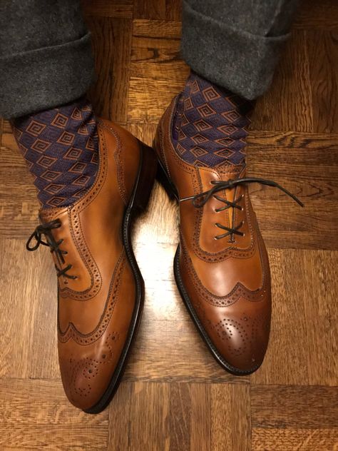 Brogues Men Outfit, Mens Formal Outfits, Lace Up Oxford Shoes, Brown Brogues, Brown Shoes Men, Gq Fashion, Shoes Formal, Brogues Men, Wingtip Shoes