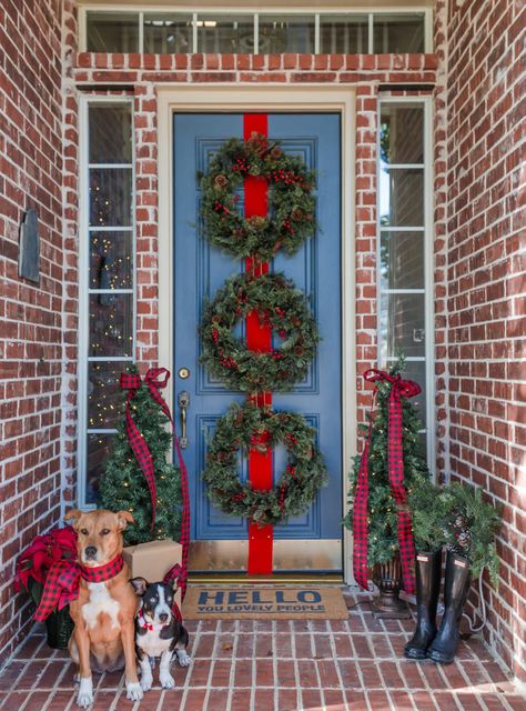 Christmas at Home | Our Front Porch Diy Snowman Decorations, Sticks Diy, Christmas House Lights, Front Door Christmas Decorations, Craft Sticks, Christmas Decorations Wreaths, Diy Snowman, Christmas Front Porch, Christmas Front Doors