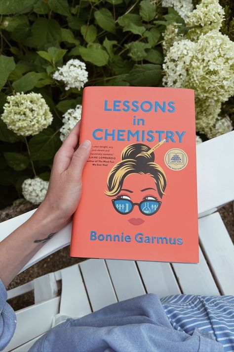 Lessons in Chemistry Lessons In Chemistry Book Cover, Lesson In Chemistry Book, Lessons In Chemistry Book Aesthetic, Lessons In Chemistry Book Club Ideas, Lessons In Chemistry Book Club, Lessons In Chemistry Book, Female Chemist, Bonnie Garmus, Lessons In Chemistry