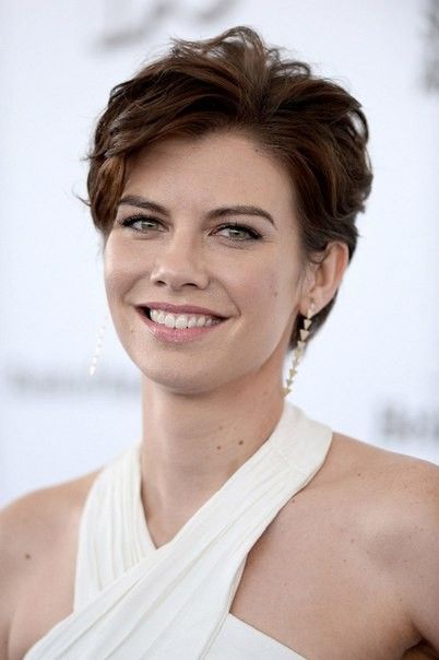 Laura Cohen, Laura Cohan, Mommy Hair, Devine Beauty, Lauren Cohen, Lauren Cohan, Facial Expressions, Pixie Cuts, Just Beautiful