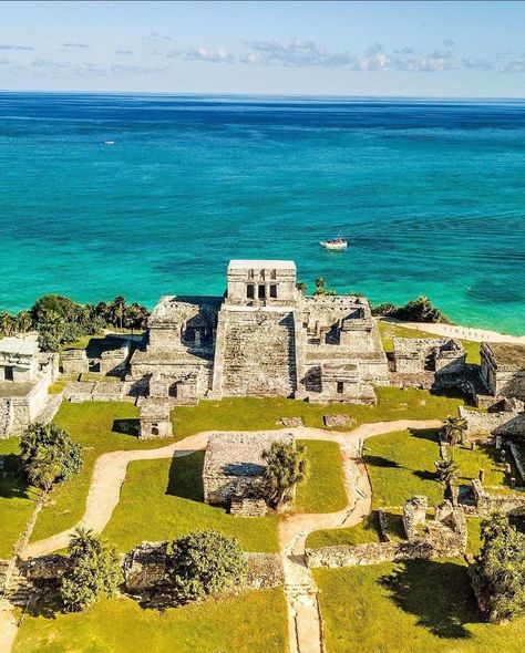 Mexico Tourism, Mexico Elopement, Mayan Culture, Ancient Buildings, Quintana Roo, Vacation Places, Mexico Travel, Central America, Awe Inspiring