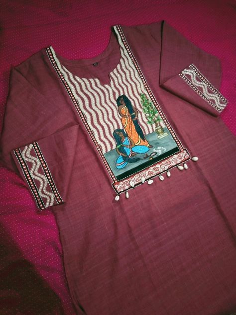 Kurti Painting Ideas, Hand Paint Kurti, Fabric Painting On Kurti, Painted Kurti, Aplic Design, Tassels Fashion Clothing, Fabric Colour Painting, Printed Kurti Designs, Silk Kurti Designs