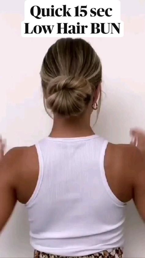 Straight Hair Styling Ideas For 2024 Easy Hair Bun, Easy Bun Hairstyles, Hairstyles Bun, Hair Bun Tutorial, Fall Hair Color For Brunettes, Bun Tutorial, Easy Hair Updos, Hair Tutorials For Medium Hair, Low Bun