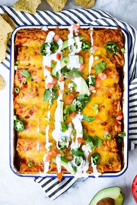 Best Chicken Enchilada Recipe, Chicken Enchiladas Easy, Homemade Enchilada Sauce, Chicken Enchilada Recipe, Skinny Taste Recipes, Enchilada Recipes, Best Chicken, Food Tasting, Recipe Healthy