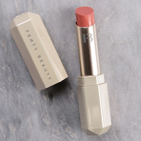 Fenty Beauty Makeout Break & Glazed Slip Shine Lipsticks Reviews & Swatches Lipstick Fenty Beauty, Fenty Lipstick, Fenty Beauty Lipstick, Lip Sticks, Permanent Lipstick, Shiny Lipstick, Beauty Glazed, Creamy Lipstick, Natural Lip Colors