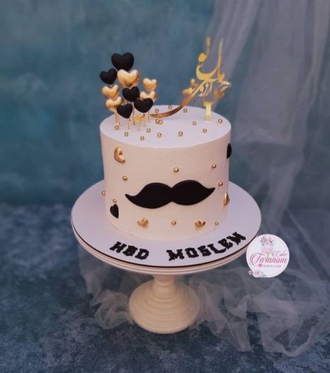 Chocolate Cake For Husband Birthday, Mustache Cake For Men, Frosting Designs Cake, Mini Cake For Men, 29th Birthday Cakes For Him, Husband Cake Birthday, Cake Designs For Husband Birthday, Birthday Cakes For Husband, Bday Cake For Husband