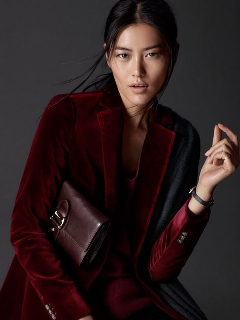 Liu Wen for Massimo Dutti Equestrian FW14 by Hunter and Gatti Lady Lawyer, Romantic Clothing, Portrait References, Liu Wen, Women's Suits, Velvet Blazer, Fashion Weeks, Velvet Jacket, Equestrian Style