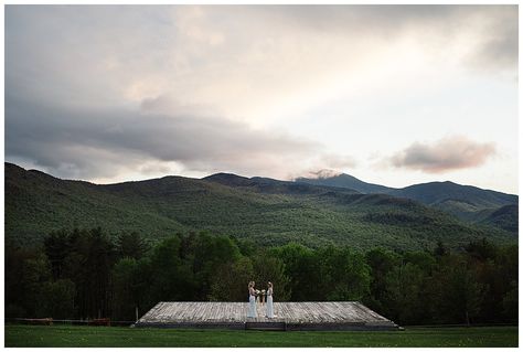 julia-luckett-wedding-photography Vermont Wedding Venues, Blue Invitation, Vermont Wedding, Bohemian Wedding Inspiration, Wedding Reception Locations, Ceremony Seating, Spring Landscape, Wedding Tent, Boho Wedding Inspiration