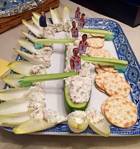 My husband made this Smoked Trout dip representing my son's UCONN boat in the Head-of-the-Housatonic Rowing regatta. Hydroponic cucumber filled with dip, toothpicks with pics of the rowers, celery oars and endive launch boats. Fun for pot luck Thanksgiving! Rowing Themed Party, Food Tent Ideas, Boat Party Theme, Rowing Aesthetic, Boat Dip, Smoked Trout Dip, Rowing Quotes, Recipes For Guests, Rowing Sport