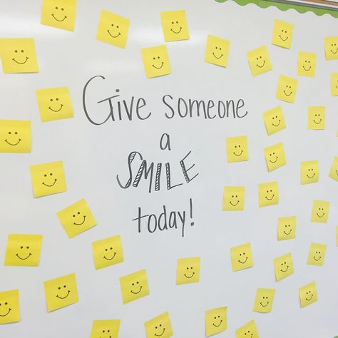 This board was a hit! My kids loved passing out sticky note "smiles" to everyone today! Such a simple idea to make someone's day!! #smile #spreadkindness #iteach456 #teachersofinstagram #iteachfifth #teachersfollowteachers #iteachtoo #teacherspayteachers @postit Smile Day Activities, Smile Day, Work White Board Ideas, Whiteboard Questions, Whiteboard Prompts, Whiteboard Messages, Morning Board, All The Bright Places, Responsive Classroom