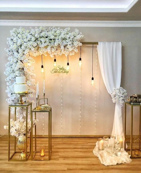 Entrance Interior Design, Wedding Setup, Wedding Backdrop Design, Wedding Backdrop Decorations, Entrance Interior, Arch Decoration Wedding, Hallway Ideas Entrance, Wedding Decor Style, Engagement Party Decorations