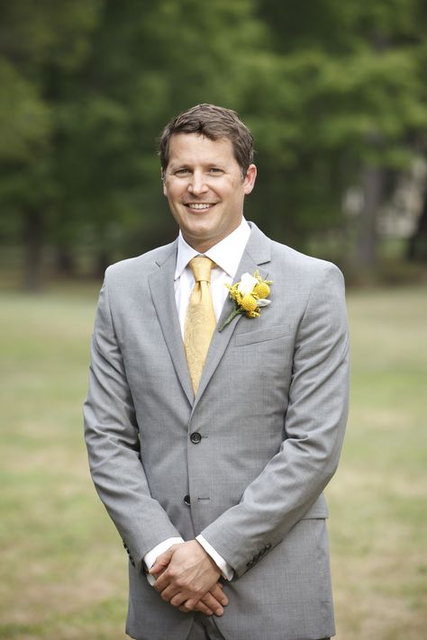 gray suit and yellow tie. Grey Suit Yellow Tie, Grey Suit White Shirt, Lime Wedding, Yellow Suit, Suit White, Yellow Tie, Suit For Men, Grey Suit, Yellow Ties