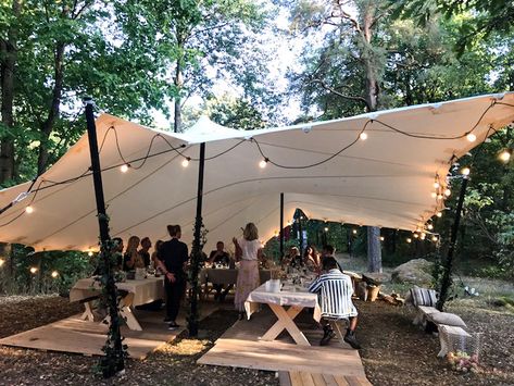 Tent Design Ideas, Tent Garden, Stretch Tent, Patio Tents, Camping Bar, Garden Tent, Backyard Tent, Backyard Layout, Shade Tent