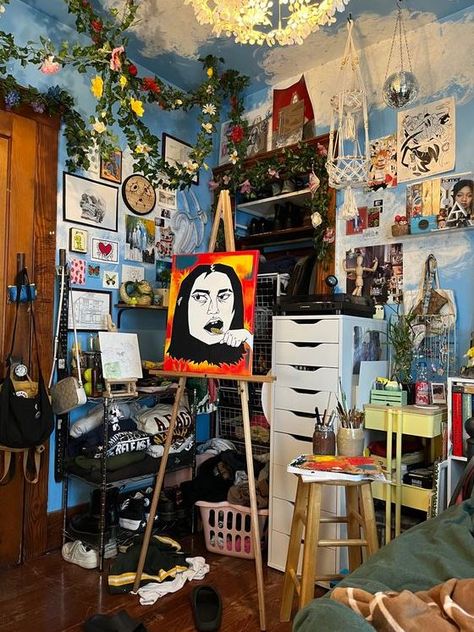 Aesthetic room fashion: #aesthetic #room #fashion Messy Room Art, Crowded Room Aesthetic, Artist Bedroom Aesthetic, Cluttered Room Aesthetic, Room Aesthetic Grunge, Messy Room Aesthetic, Chaotic Room, Artsy Room, Chaotic Room Aesthetic