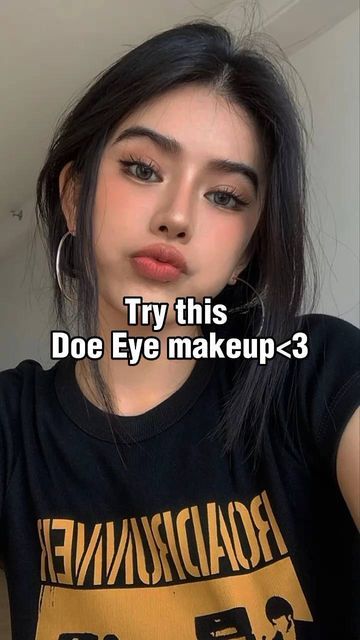 Hani🦋 on Instagram Makeup By Eyelid Types, Doe Eye Makeup, Simple Makeup Tips, Korean Eye Makeup, Eye Makeup Techniques, Beauty Makeup Tutorial, Makeup Artist Tips, Ulzzang Makeup, Face Makeup Tips