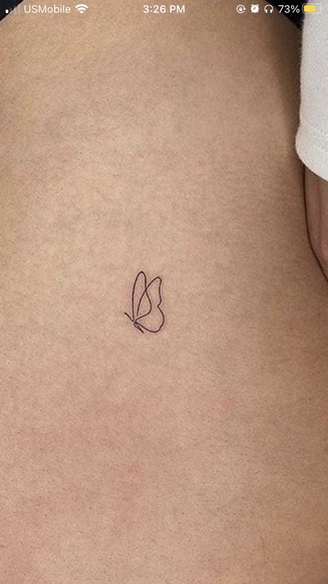 Small Tattoos For Moms And Daughters, Tiny Tats Finger, Small Tattoos For Women Unique Meaning, Delicate Feminine Tattoos Classy, Sayings To Get Tattooed, Collarbone Tattoo Dainty, Family Tato, Ideas Tatuajes Mujer, Dainty Ankle Tattoos