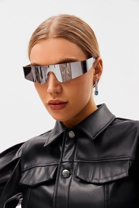 Futuristic Party, Wrap Around Sunglasses, Jazz Costumes, Minimal Street Style, Unique Sunglasses, Sunglasses Outfit, Chic Sunglasses, Silver Sunglasses, Sunglasses Uv Protection