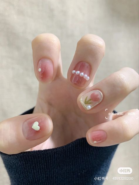 Korean Nail Color, Natural Round Nail Designs, Korean Short Gel Nails, Spring Nails Korean, Nails Inspiration Korean, Gel Nails Kawaii, Short Sanrio Nails, Coquette Short Nails, Natural Nail Designs Short