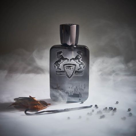 679 Likes, 14 Comments - Parfums de Marly (@parfumsdemarly) on Instagram: “The perfect scenario to describe Herod our Tobacco Vanilla fragrance from the Royal Essence…” Royal Essence, Perfume Photography, Parfums De Marly, Stylish Man, Men In Black, Vanilla Fragrance, Cologne Spray, Fragrance Spray, Luxury Fragrance