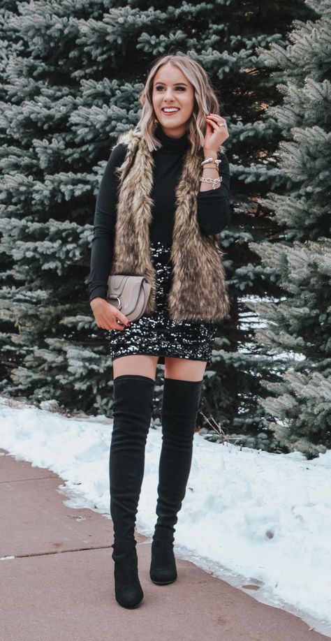 Simple & Chic New Years Eve Outfit Simple New Years Outfit, New Years Eve Outfit, Winter Mode Outfits, Rok Outfit, Winter Party Outfit, Fall Fashion Skirts, Outfits New Year, Nye Outfits, New Years Outfit