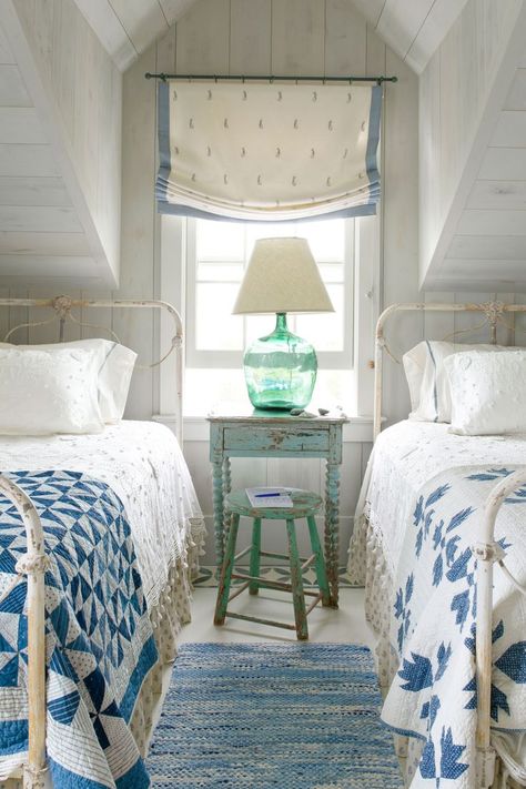 Sea-Inspired Bedroom  - CountryLiving.com Blue And White Quilts, Blue And White Decor, Beach House Bedroom, White Quilts, Cottage Style Homes, Coastal Bedrooms, Cottage Bedroom, Beach Bedroom, Beach House Interior