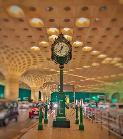 Chetan Rathi on Instagram: “📍Chhatrapati Shivaji Maharaj International Airport, Mumbai ⁣⁣ ⁣⁣ Handling more than 50 million passengers, the Airport in Mumbai is the…” Mumbai International Airport, Chhatrapati Shivaji Maharaj, Mumbai City, Shivaji Maharaj, 50 Million, Leh, Dream City, International Airport, Ferry Building San Francisco