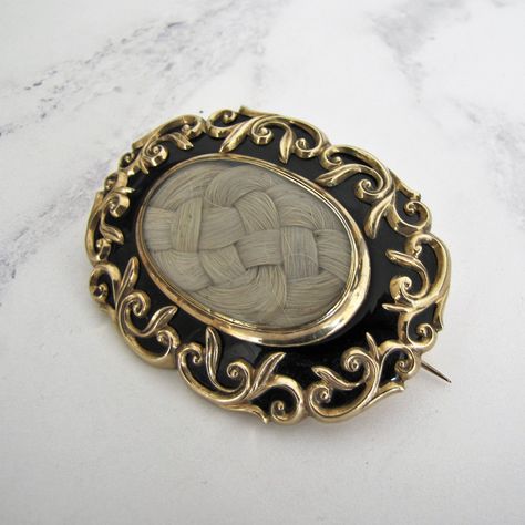 Victorian Hair Jewelry, Victorian Hair, Victorian Brooch, Jewelry Victorian, Victorian Hairstyles, Two Souls, Market Square, Gold Brooch, Wedding Brooch