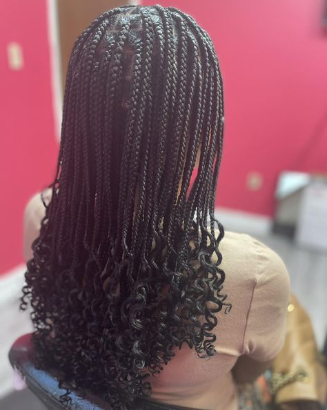 Small/Midback Knotless w. Rodded ends 💕💕💕 ✨Hair included ✨Suite based ✨Accepting new clients, use code “Firsttime1” to get $10 off your 1st appointment 😊 Click the link in my bio or below to get you started ⬇️⬇️ https://BraidsGalore456.as.me/ . . . . #bohocurls #smallknotless #braidsgalore456 #southcarolina #scknotless #boxbraids #knotlessbraids #braidsgang #803braider #colorbraids #schairstylist #ibraid #braidseason #columbiabraider #licensedbraider #neatbraids Small Knotless, Knotless Box Braids, Accepting New Clients, Braids Hairstyles Pictures, End Of School Year, Columbia Sc, End Of School, Protective Styles, Box Braids