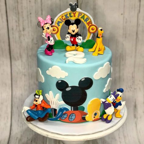 Rebecca Knapp on Instagram: “Mickey Mouse Clubhouse cake #mickeymouse #mickeymouseclubhouse #mickeymousecake #cakewalkcrafted #edibleart #decoratedcake #fondant…” Mickey Mouse Clubhouse Birthday Party Cake, Mickey Mouse Clubhouse Cake Ideas, Mickey Mouse Funhouse Cake, Mickey Clubhouse Cake, Mickey And Friends Birthday Cake, Mickey Mouse Clubhouse Cupcakes, Mickey Mouse And Friends Cake, Mickey And Friends Cake, Mickey Mouse Cake Ideas