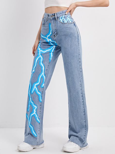 Raw Hem Lightning Print Jeans Custom Jeans Diy, Denim Diy Clothes, Diy Pants, Painted Clothes Diy, Diy Jeans, Diy Clothes And Shoes, Diy Clothes Design, Custom Jeans, Print Jeans