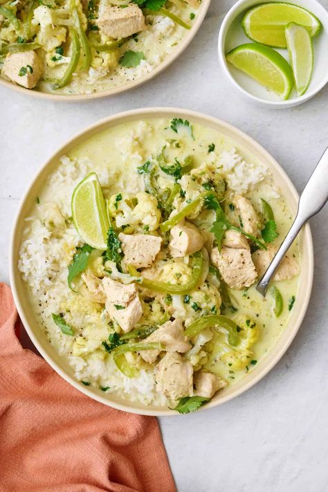 Green Thai Curry is a delicious dinner with chicken, vegetables, herbs, and a creamy, spicy coconut milk sauce, perfect for a weeknight meal. | Green Thai Curry | Chicken Green Thai Curry | Green Thai Curry, Dinner With Chicken, Coconut Milk Sauce, Feel Good Foodie, Grilled Lemon Chicken, Thai Curry Recipes, Green Curry Sauce, Green Curry Chicken, Green Thai