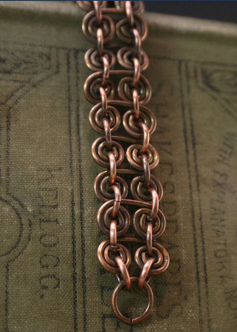 Antique Copper Link Bracelet, Copper Bike Link bracelet was first originally done in silver filled. Folder Bracelets: https://www.etsy.com/shop/TwistdbyDesign?section_id=14735018&ref=shopsection_leftnav_4 A Huge response so thought I would make it in copper. I think I love this copper Bike Chain Bracelet, Wire Jewelry Rings, Professional Watercolor, Wire Jewelery, Chainmail Jewelry, Wire Wrapped Jewelry Diy, Wire Jewelry Making, Bijoux Fil Aluminium, Copper Wire Jewelry