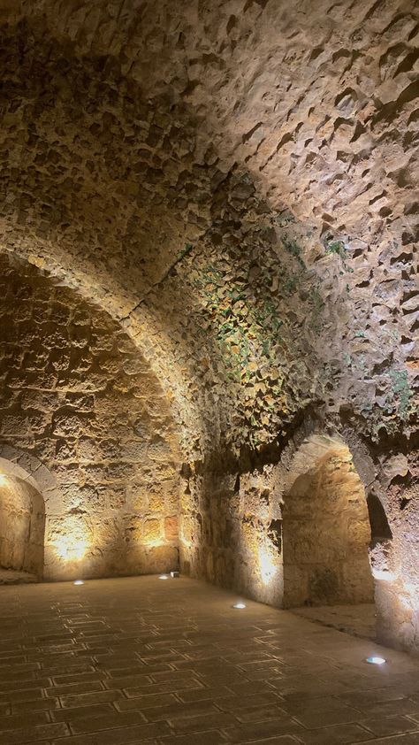 Ajloun Castle, Jordan Architecture, Travelling Asia, Jordan Country, 90s Actresses, Amman Jordan, Amman, Railway Station, Asia Travel